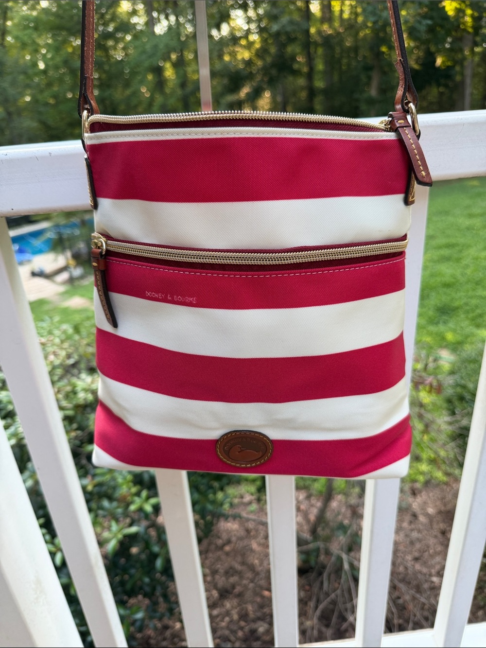 25$ LOW Dooney & Bourke Pink and White Striped Crossbody Bag GUC - Picture 15 of 16